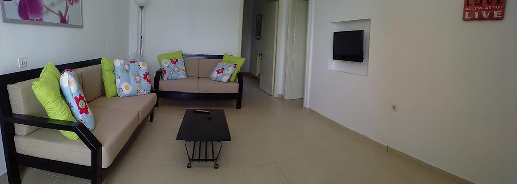 ניקיאנה Fiona Seafront Apartments מראה חיצוני תמונה